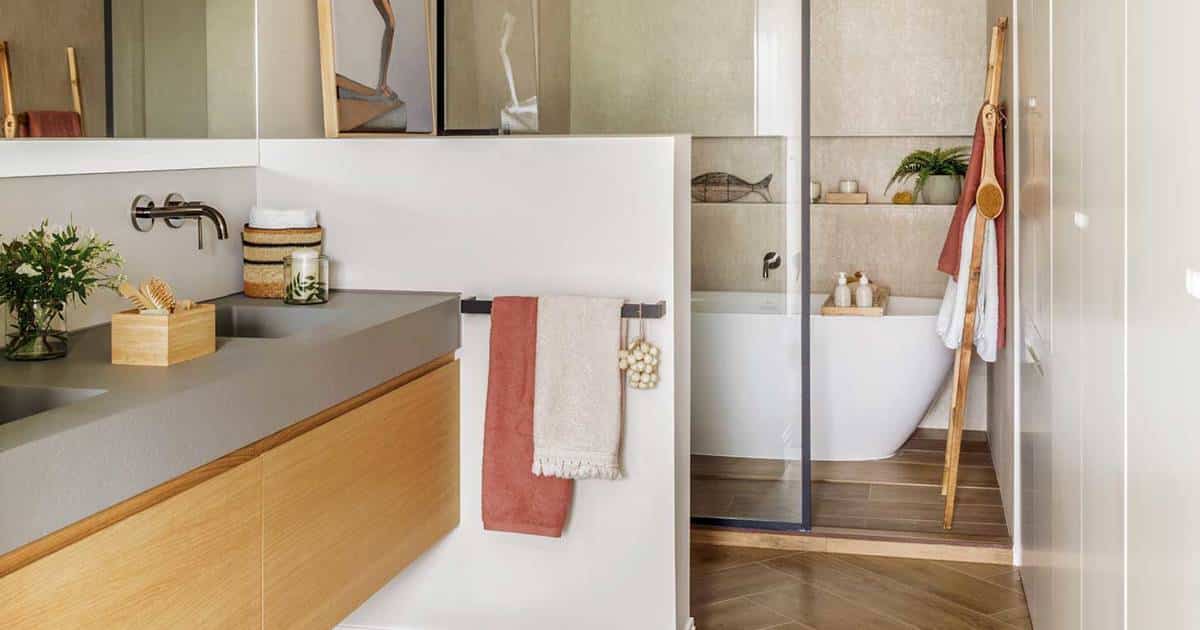 bano-con-gran-mueble-volado-y-murete-que-separa-del-inodor-y-gran-ducha-00560046_fd94ece3_230315120931_1200x630