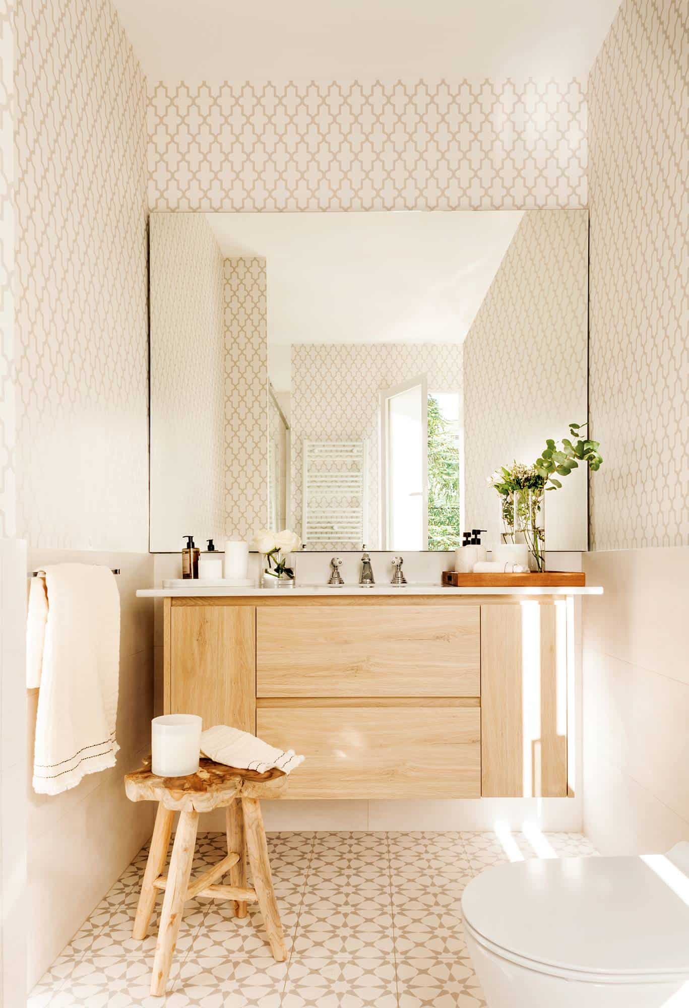 mueble-de-bano-en-madera-00551758_c9e5fe80_1367x2000