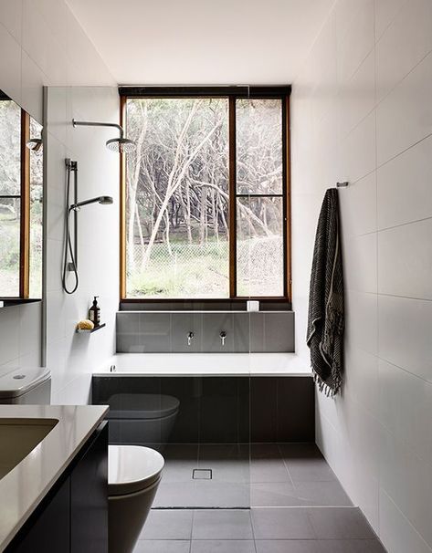 bcc8197818f39b770652b9a78153b51d