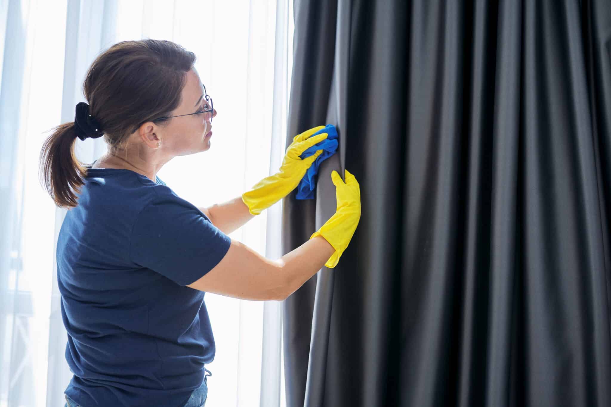 Limpieza-del-hogar- Limpieza del hogar cortinas