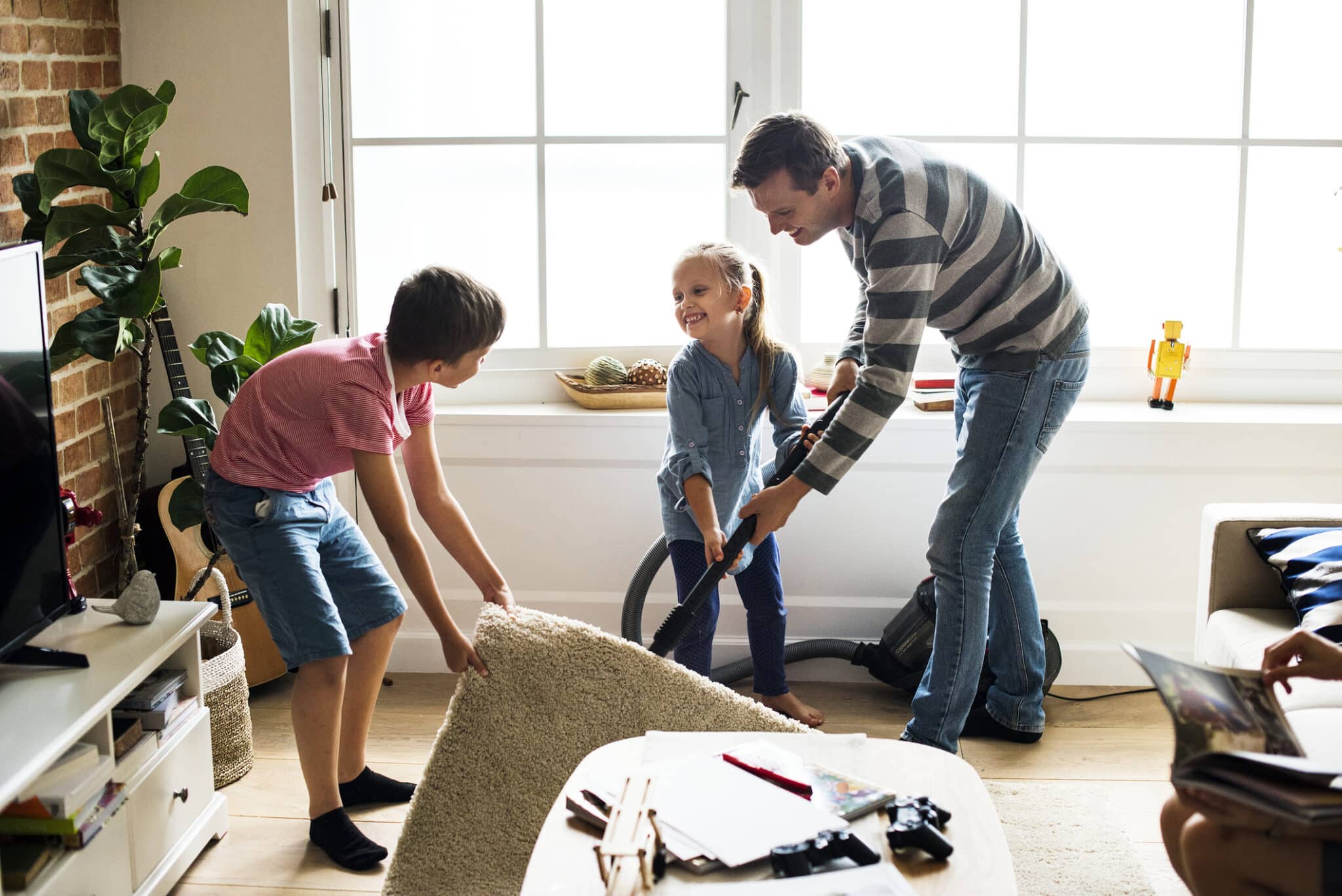 Participación-familiar-en-la-limpieza-del-hogar Limpieza del hogar en familia